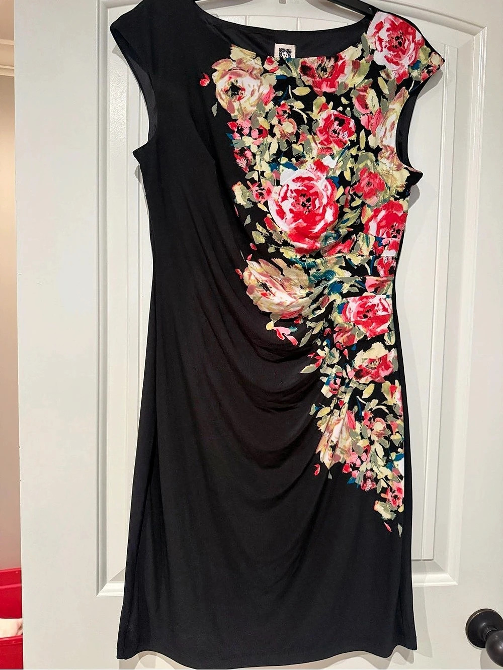 Anne Klein Floral Cap-Sleeve Ruched Sheath Dress in Black & Multicolor.